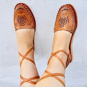 Handmade Tie Huarache 